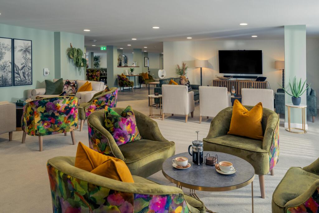 Main image of property: Bilton Road,
Bilton,
Rugby,
Warwickshire,
CV22 7BA